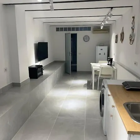Two Level In Apartment *